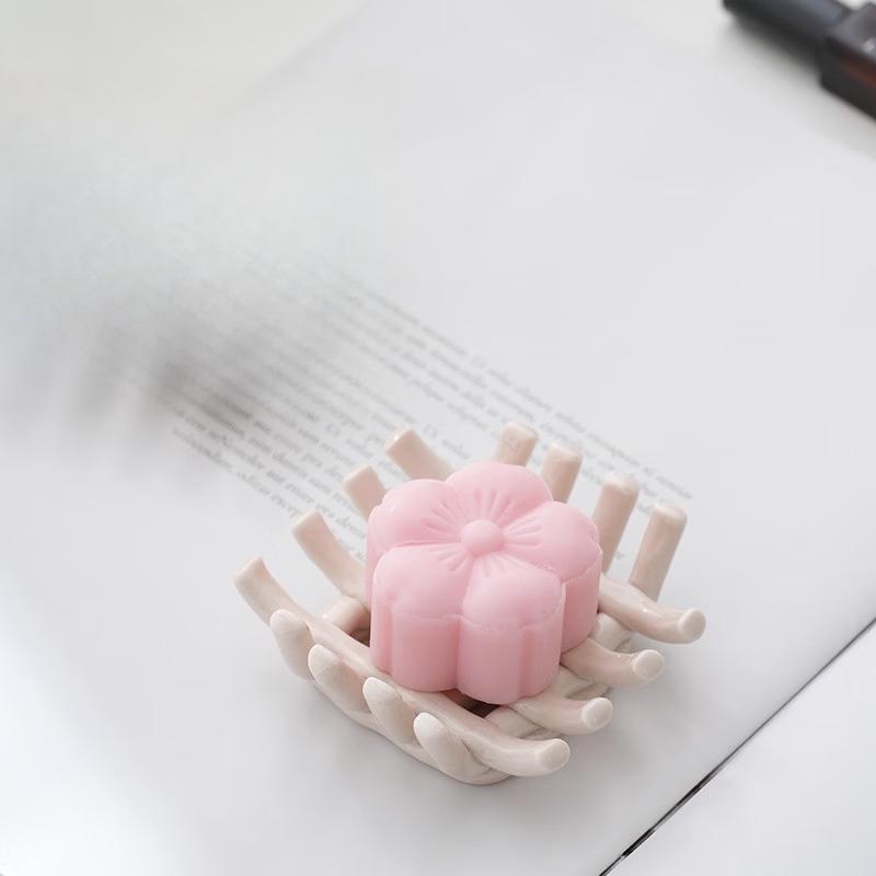 YIXI Nordic Minimalist Ceramic Soap Dish