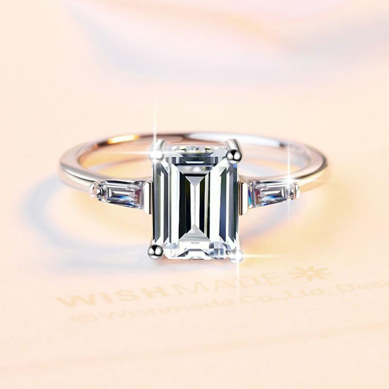 

Emerald Cut Moissanite Ring - 2 Carat S925 Sterling Silver for Women Size 6 US