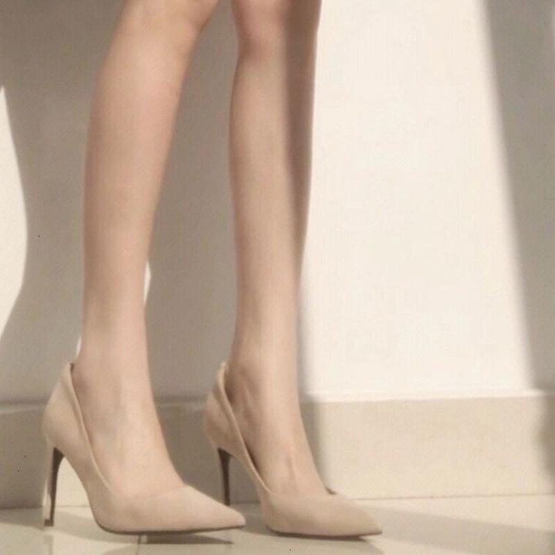 Internet Celebrity High Heels Female Pointed 2025 New Shoes Female Thin Heel Versatile Etiquette Shoes Black French Single Shoes Shallow Mouth