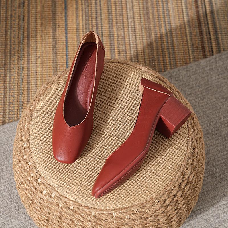 Leather 3.5cm thick heel middle heel single shoes women's spring and autumn new French square head professional work non-grinding feet grandma shoes