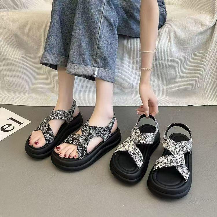 

Sandals Women s Summer Versatile Cross Embroidery with Skirt Cool Slippers Platform Beach Shoes 35 білий