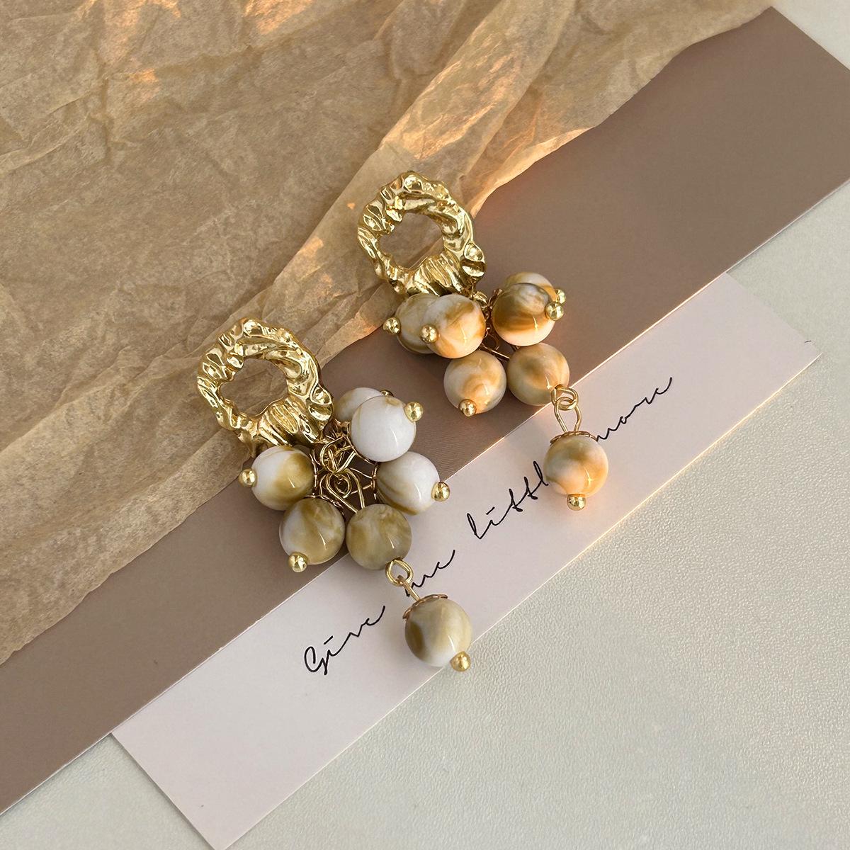 Vintage Silver Needle Grape Bead Earrings: French-Korean Orange Sunset Design e2762-2 белый