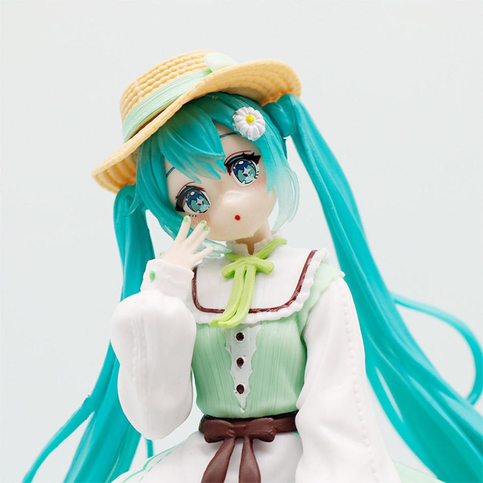 New Hot Fashion Version Hatsune Miku Countryside Pvc Action Figure Four-Leaf Clover Figurine Model Collectible Class Toy