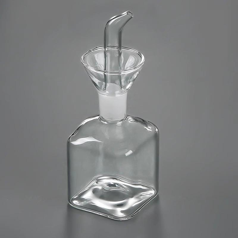 

High Borosilicate Glass Oil Pot Household Leak-Proof Oil & Vinegar Pots Kitchen Soy Sauce Pot Tank Seasoning Bottle S