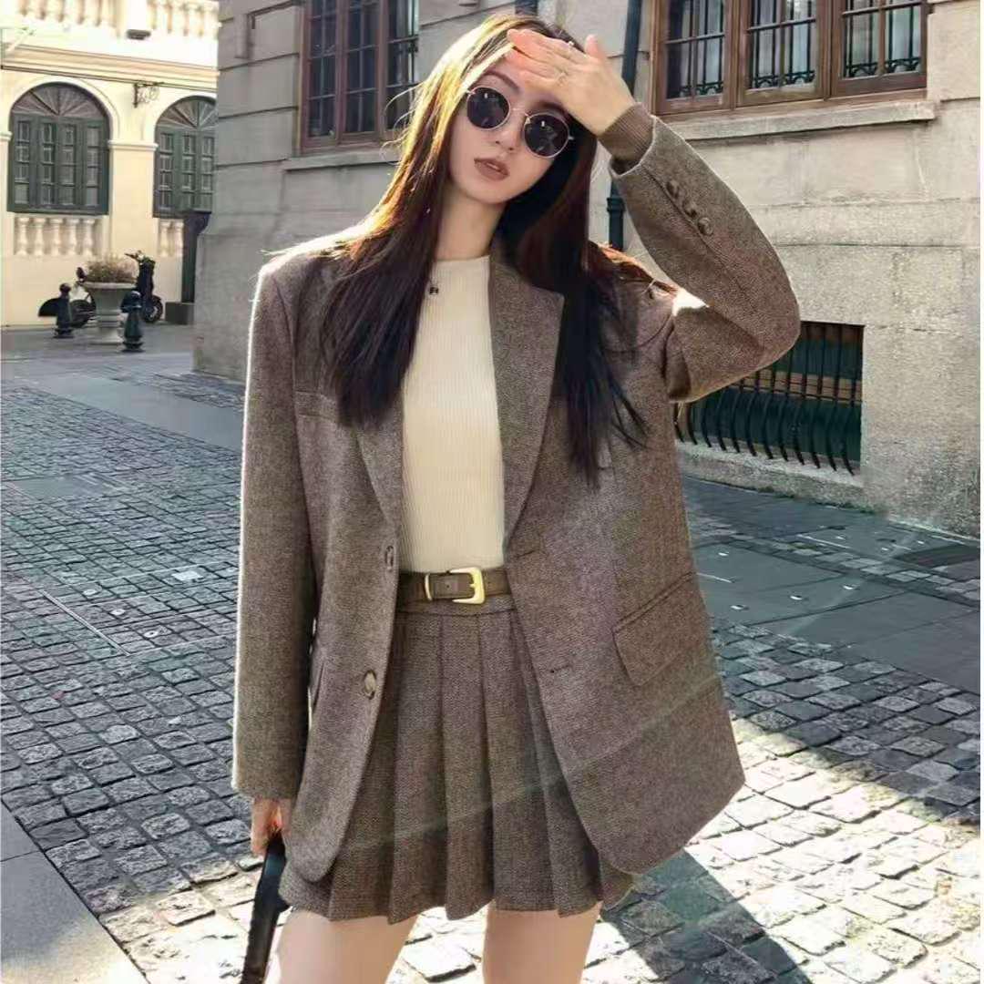 

Autumn/Winter 2025 Korean Style Woolen Suit with Pleated Skirt - Herringbone Pattern Two-Piece Set 2XL 141-160