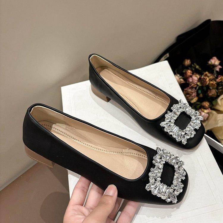 New square head shallow mouth single shoes autumn soft sole non-slip comfortable Doudou shoes