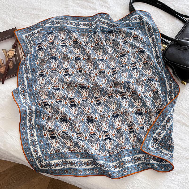 Temperament style elegant silk wool shawl retro autumn and winter silk wool silk scarf 2025 new small fresh silk wool square scarf 65*65cm