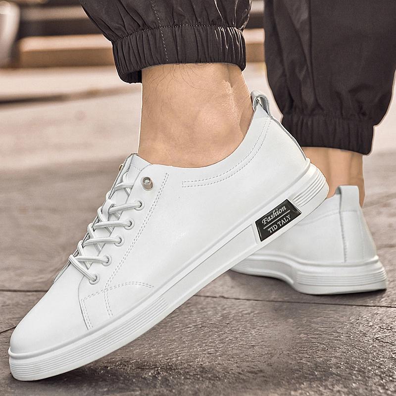 Casual men's board shoes Classic high-quality comfortable style and outdoor youth flat shoes White luxury Trendy