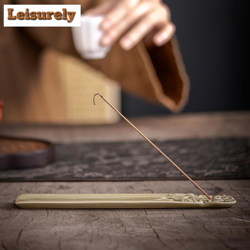 Creative Plum Blossom Ceramic Thread Incense Holder Agarwood Sandalwood Burner Zen Long Censer Burner Desktop Decoration Crafts