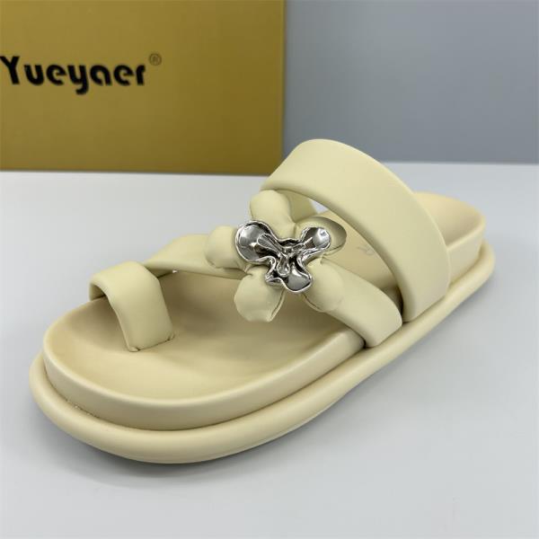 

Fashion Shoes Women Ladies Slippers Pantofle Rubber Flip Flops Platform Shale Female Beach Soft 2025 Hawaiian Sabot Slides Shoes House 35