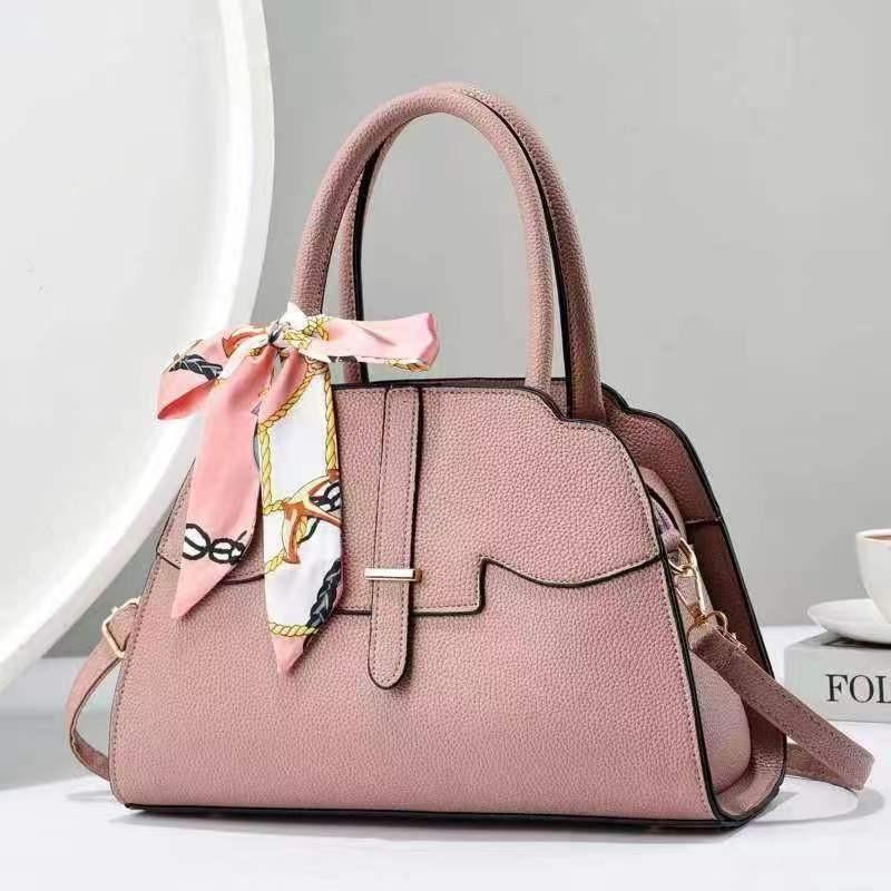 Trendy And Versatile Women's Tote Bag In Multiple Colors For Daily Fashion Needs