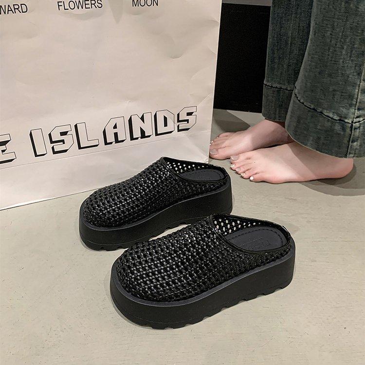 

[youshilai] Baotou slippers women 2025 new versatile hollow thick-bottomed muffin wearing cool slippers women 35