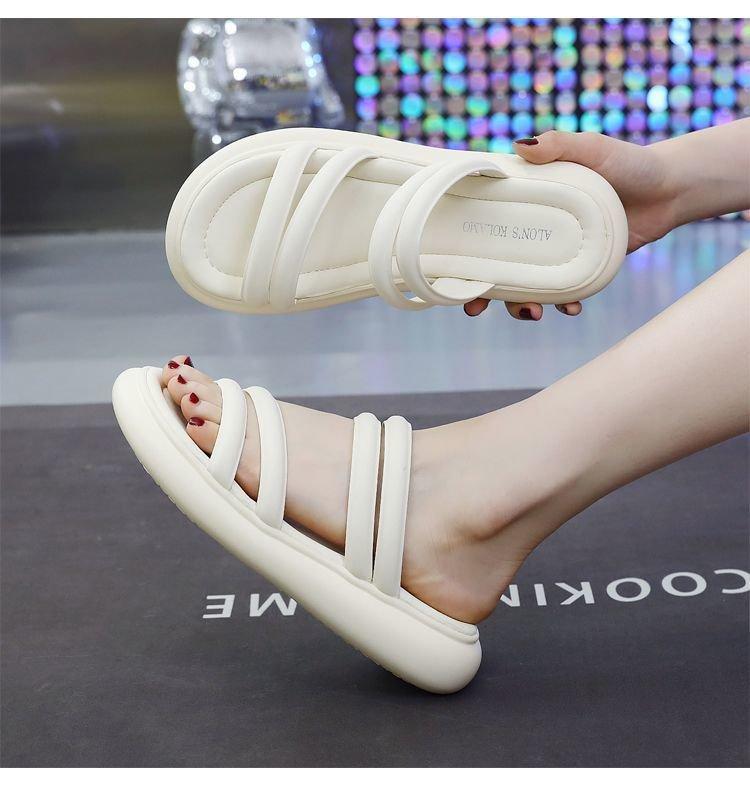 Cool Slippers Women's Summer Wear 2025 New Thick-soled Beach Sandals Fashionable Women's Pregnant Women's Advanced Sense One-word