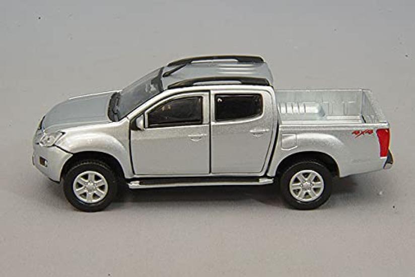 BM CREATIONS ISUZU D-MAX 2016 Silver RHD 64B0100