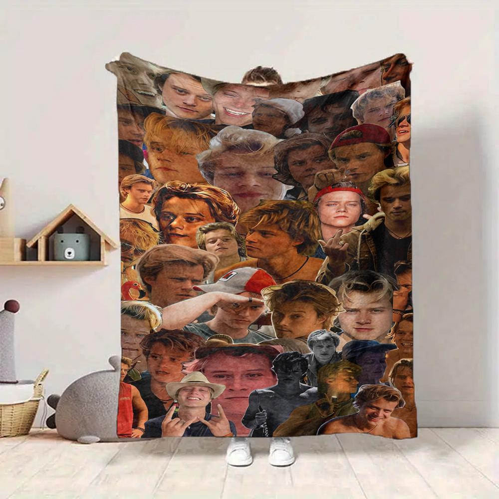 1Pc Facial Expressions Collage Blanket Soft And Comfortable Casual Warm Camping Travel Christmas Halloween Xmas Gift M924489