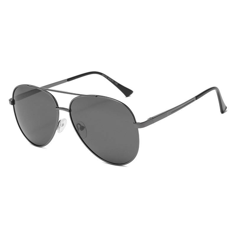 2026 Men's Polarized Aviator Sunglasses, Metal Frame, Sun Protection, Trendy Driving Style