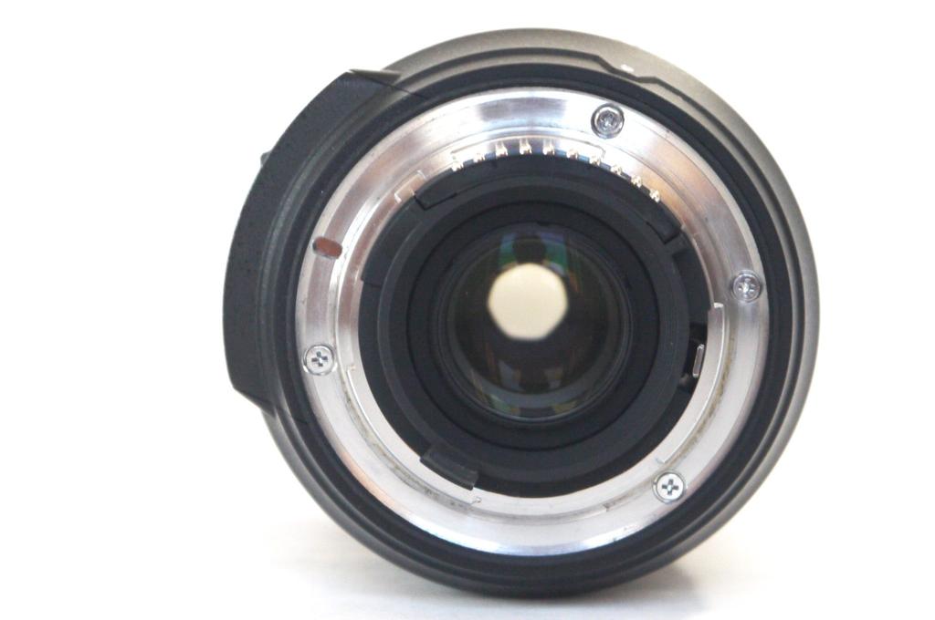 Nikon DX NIKKOR ED VR II Zoom Lens for Nikon DX Format AF-S 18-200mm f/3.5-5.6G High-Power