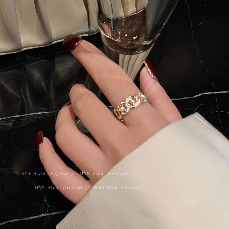 Korean Pearl Ring: Chic Luxury Design for Women, Adjustable Open Style, Trendy Cool Index Finger Accessory.