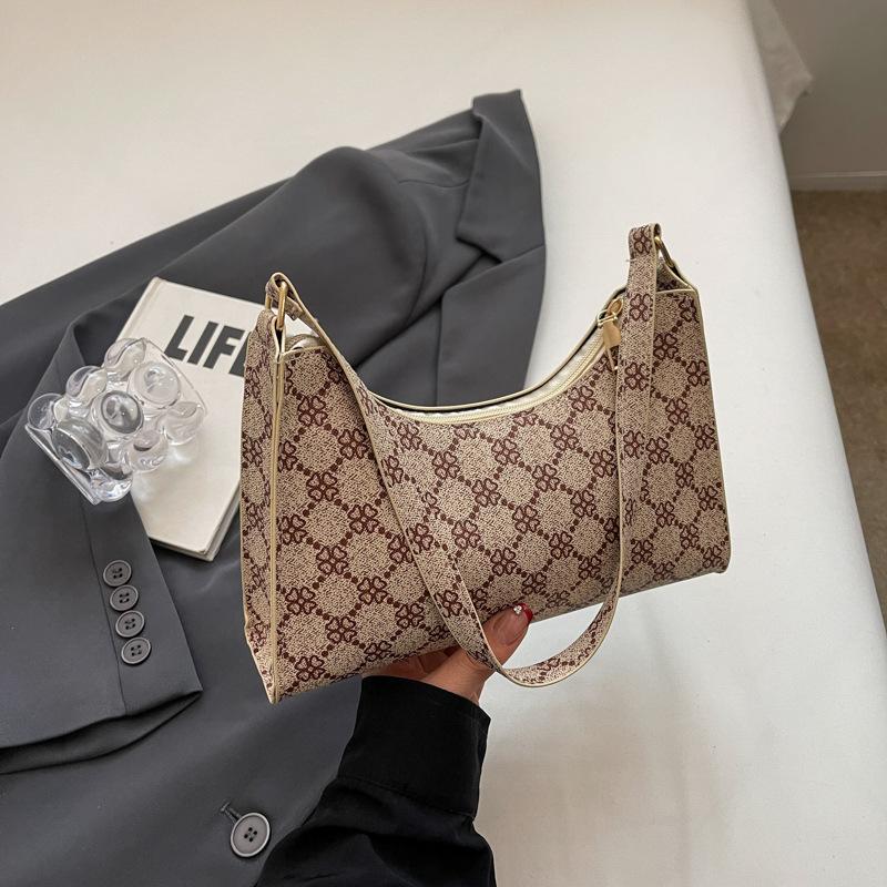 Новая летняя ретро-модная фактура для поездок на работу повседневная с принтом темпераментная простая на одно плечо маленькая квадратная женская сумка с подмышкой 1409₽