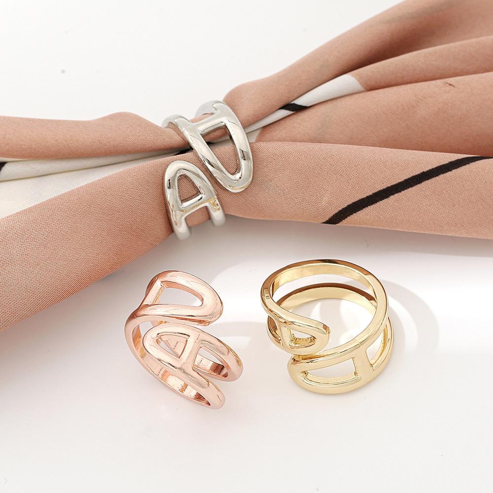 1pcs Women Shawl Ring Clip Scarves Fastener Silk Scarf Buckle Holder Hollow Brooches Wedding Jewelry Female Clothing Accessories