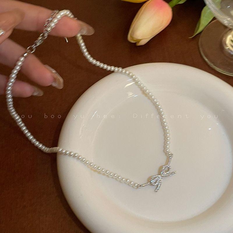 

French Style Bow Female Clavicle Chain Best Selling Small Rice-Shaped Beads Pearl Bows Necklace