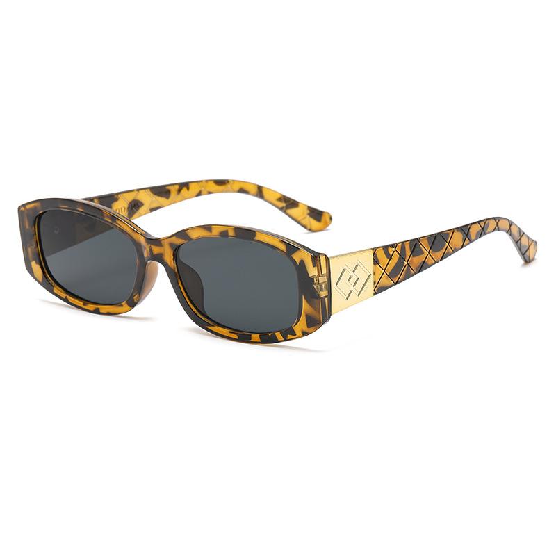 

New Oval Vintage Sunglasses Women Fashion Design Retro Brand Sun Glasses Female Hip Hop Round Designer Oculos De Sol 1PC