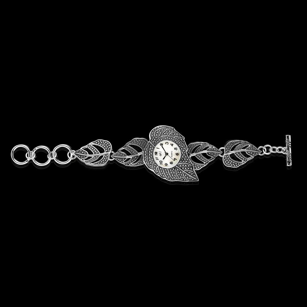 Women's Leaf Chain Bracelet Watch: Cute and Stylish Analog Quartz Watch with a Fun Movement, Silver - Perfect Gift for Birthdays, Anniversaries,