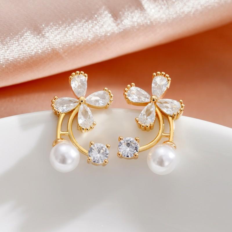 Huitan Aesthetic Crystal Flower Earrings with Cubic Zirconia for Women Temperament Sweet Imitation Pearl Earrings Trendy Jewelry