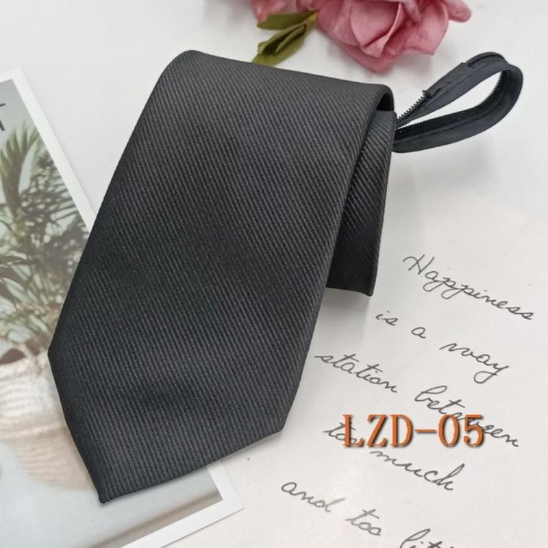 Men's Formal Business Tie with 8cm Zipper, Striped Black Tie, No Knotting Required.