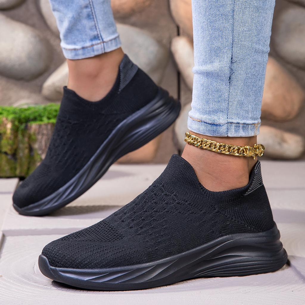 Men's Shoes Spring and Autumn 2025 New Mesh Breathable Thick-soled Sports Men's One-pedal Lightweight Soft-soled Black Socks Shoes