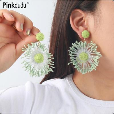 Orecchini Esagerati a Fiore in Lega di Zinco Moda Semplici Orecchini Pendenti per Vacanza Gioielli da Donna PD2257