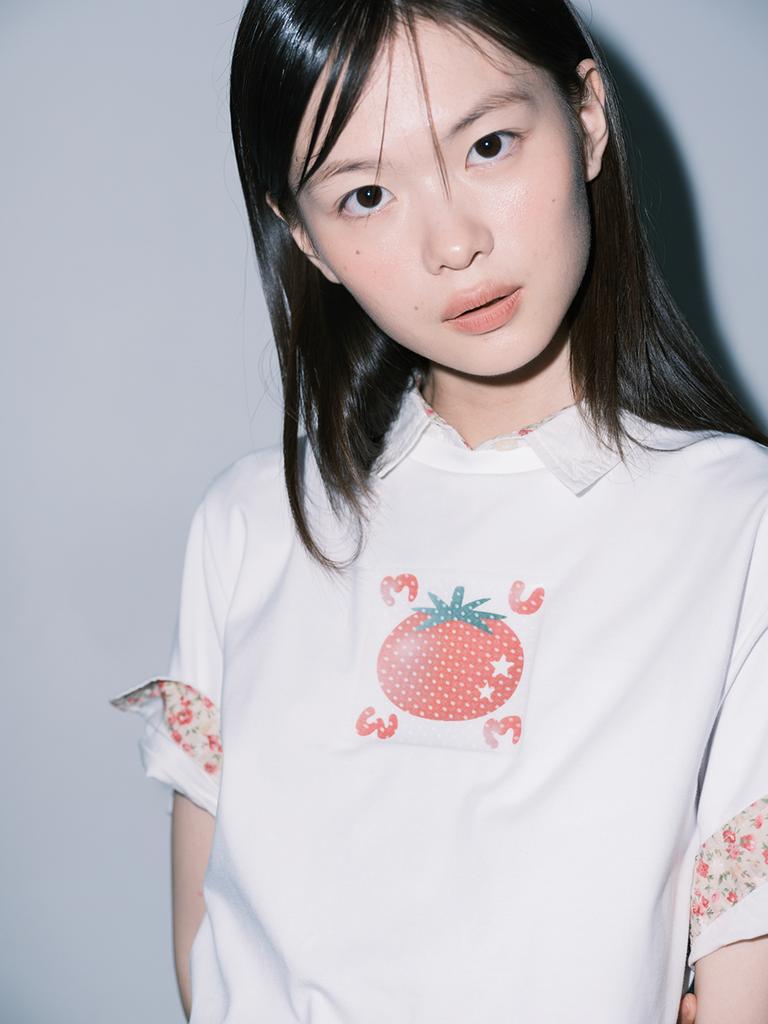 Mueum Glitch Tomato T-Shirt (White)