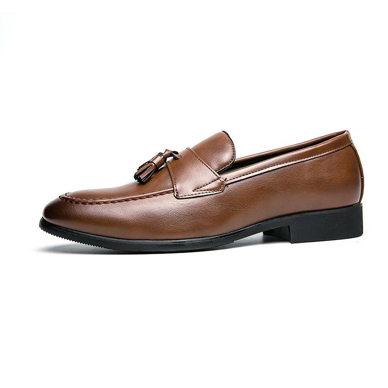 Spring and Autumn Men's British Casual Pointed Leather Shoes Platform Lazy One Foot Doudou Shoes Tassel Loafers Men's Shoes