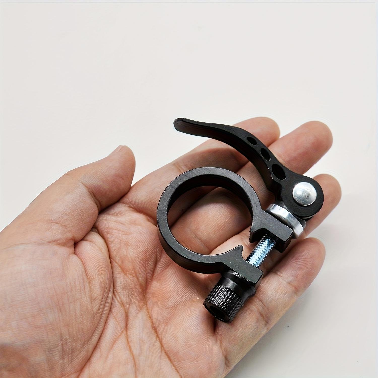 

1 шт. Зажим подседельного штыря из алюминиевого сплава с быстросъемным механизмом, черный 31,8 мм, универсальный для горного велосипеда, шоссейного велосипеда, велосипеда с фиксированной передачей, регулируемый зажим подседельного штыря