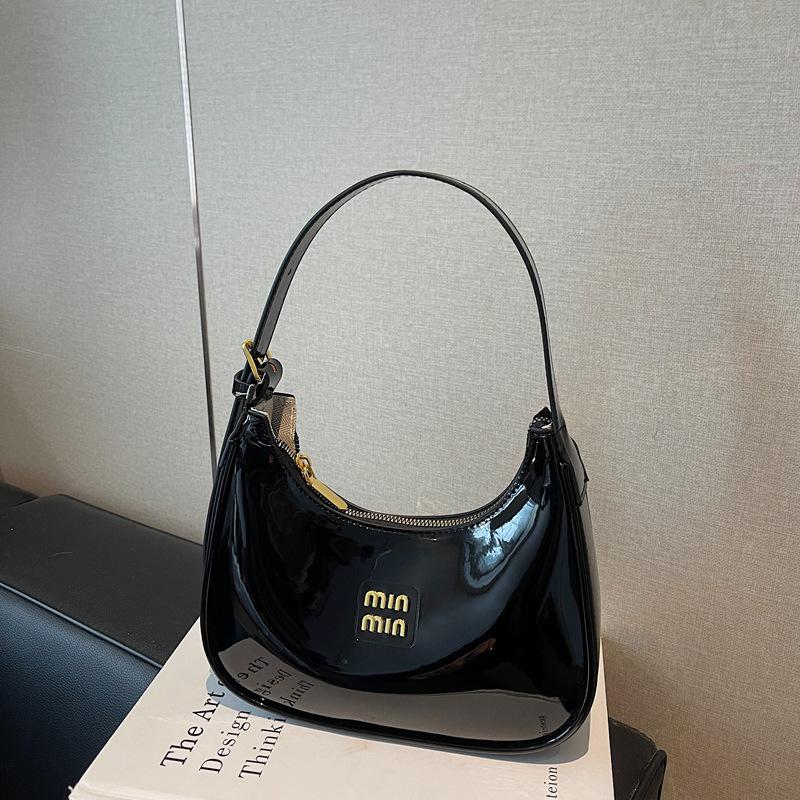 

Handheld Patent Leather Dumpling Bag: Women s Versatile Solid Color Shoulder Bag чёрный