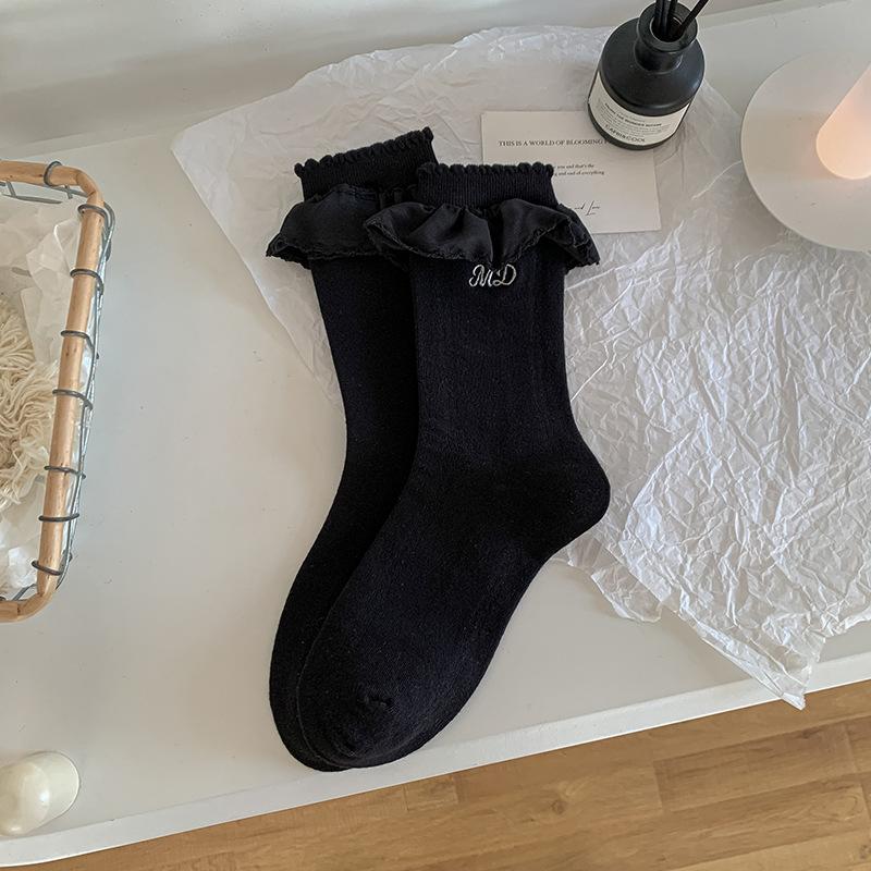 Female Sweet Embroidered Letter Bow Lace Boneless Medium Tube Pile Socks