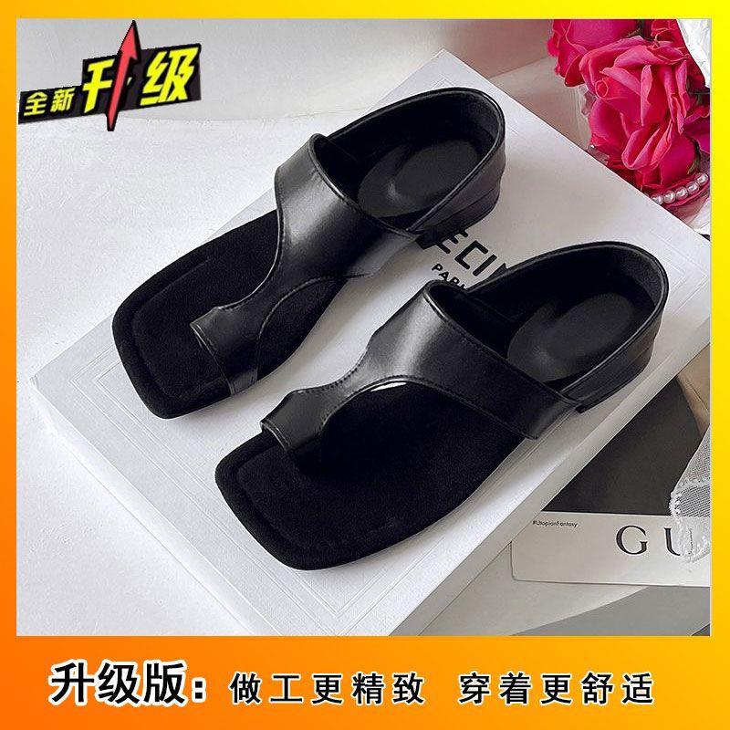 Fashion Square Head Temperament Cool Slippers Summer 2025 New Cover Toes Thick Heel with Skirt Fairy Shoes Sandals