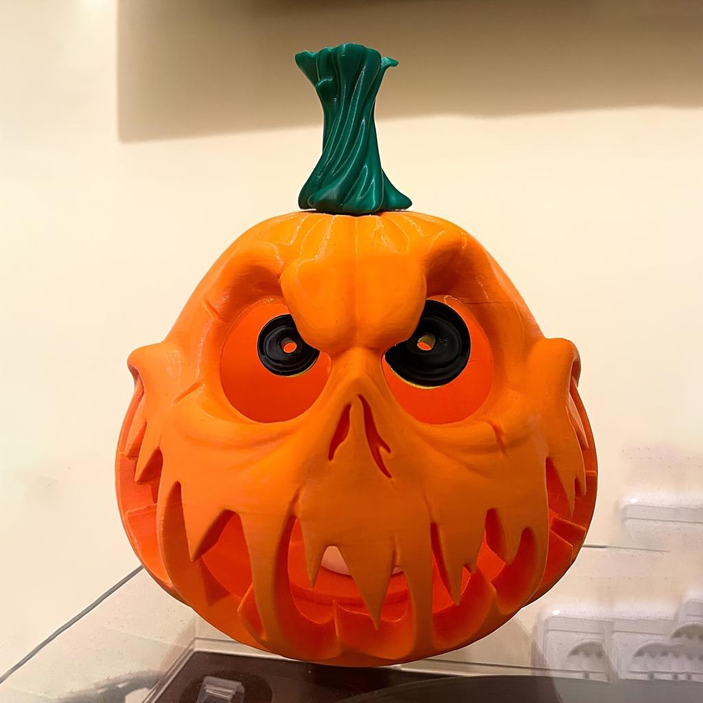 Halloween Pumpkin Resin Decoration - Ghost Skull with Weird Facial Features, Hollow Design for Indoor/outdoor Holiday Decoration