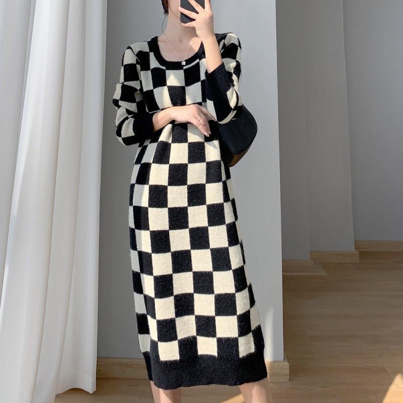

Осень новый свободный клетчатый пуловер свитер юбка с пальто контрастного цвета клетчатое до колена вязаное платье женщины One Size