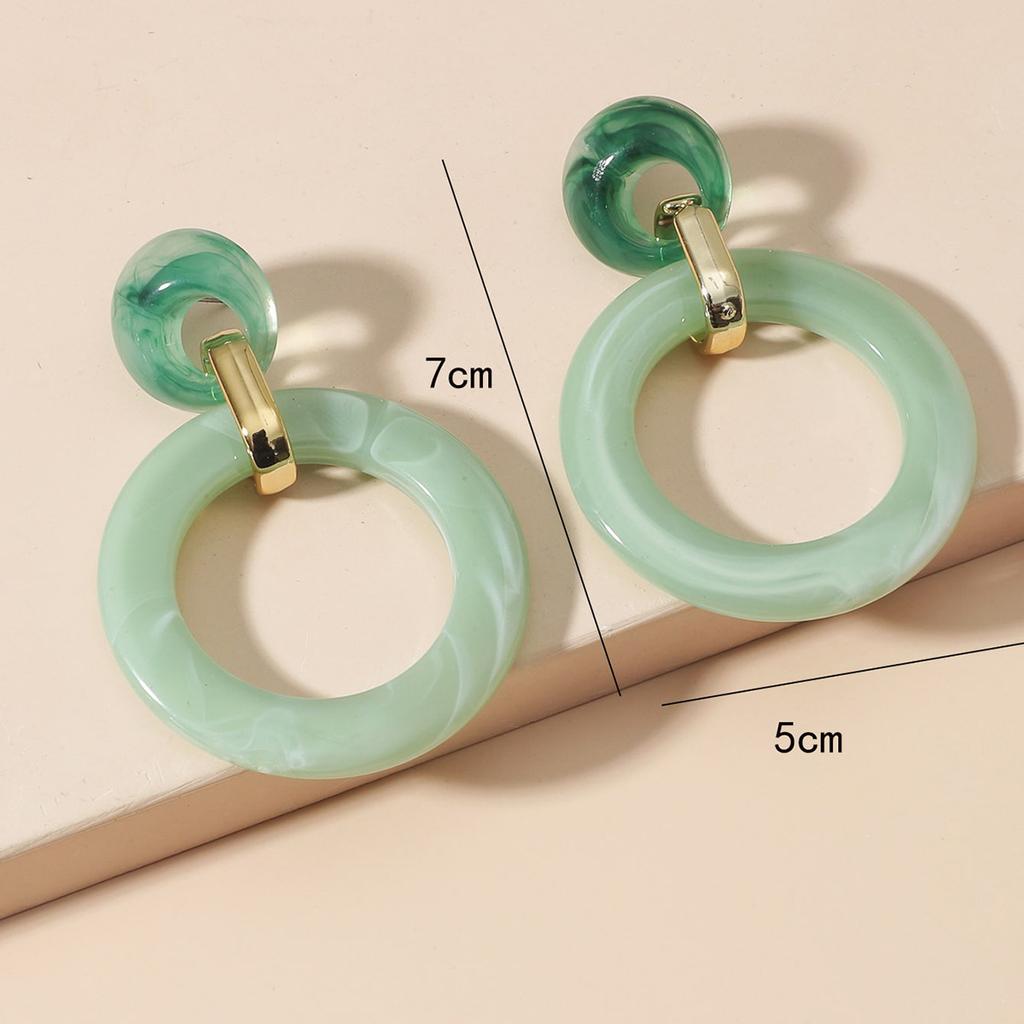 New European and American Personality Exaggerated Women's Earrings Versatile Retro High-end Temperament Circle Fashion Earrings Tide