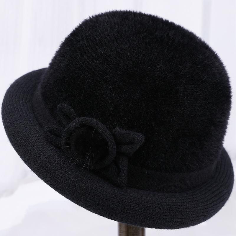 Winter Middle-aged and Elderly Women's Hats, Fleece-lined and Thickened, Warm Mom Beret, Versatile Elderly Grandma Cotton Hat