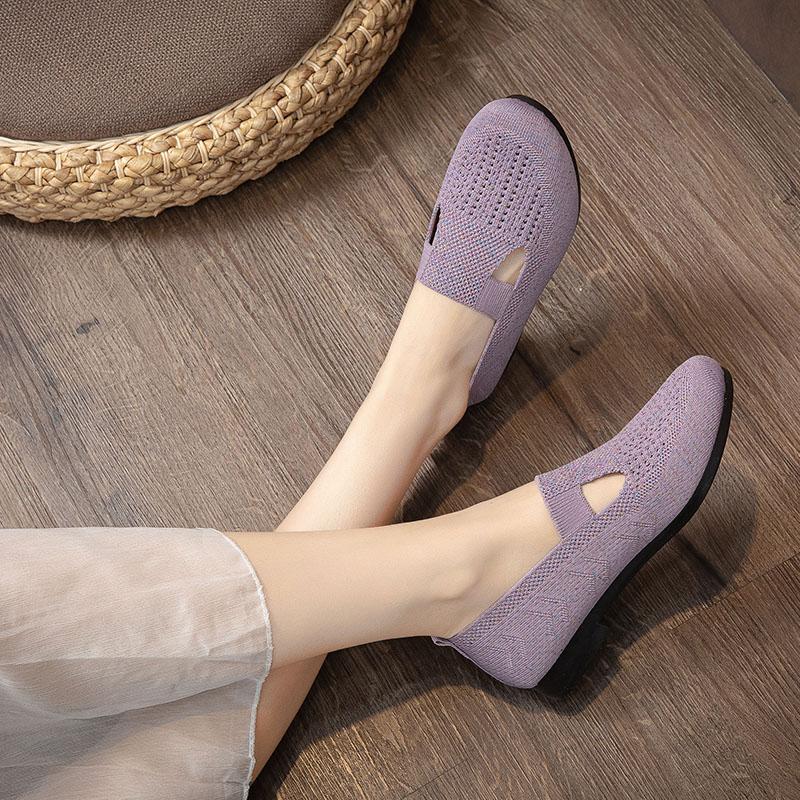 Summer mesh lightweight mom shoes, fashionable and breathable women's shoes, one-foot flat casual anti-slip sports shoes