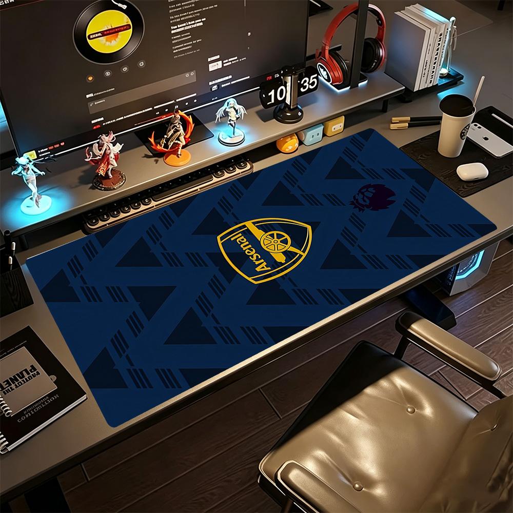 Arsenal Gaming-Mauspad Schreibtisch-Mauspad Computertisch Tastaturmatte Rutschfester Gummiunterboden Geeignet für Büro Gaming-PC Laptop