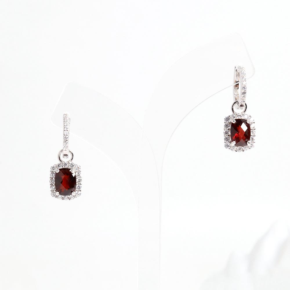 Bolaijewelry Gorgeous Elegant Unique Design January Birthstone Natural Garnet Special Cut Gemstone Earrings Women's 925 Silver Jewelry Gift