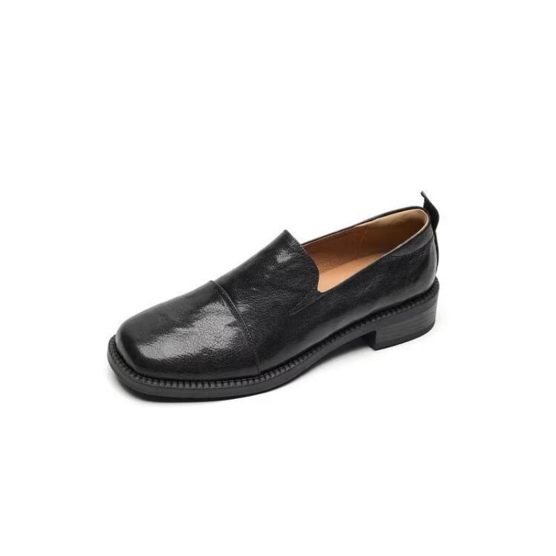 

Soft sheepskin black versatile soft-soled single shoes women s spring and autumn new small leather shoes one pedal 34