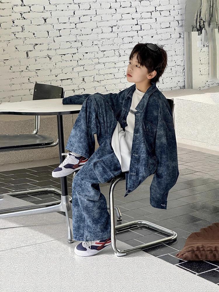 Boys' 2025 Cool & Stylish Denim Two-Piece Set: Trendy Autumn Streetwear for Kids