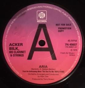 7inch Record ACKER BILK HIS CLARINET & STRINGS - Aria 7N45607PROMO Pye Records 1976 UK Jazz Used
