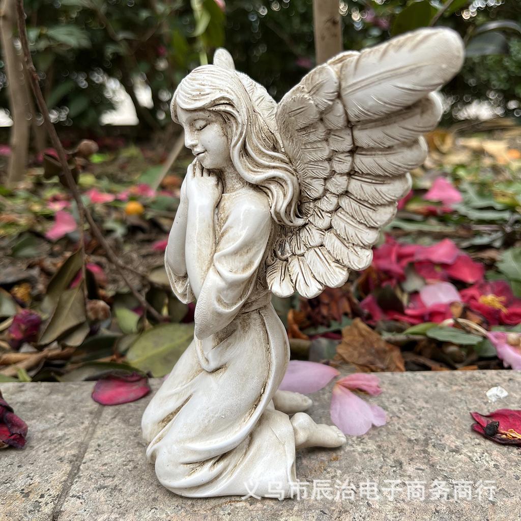 Kneeling angel figure statue ornament, suitable for courtyard garden home decoration ornament