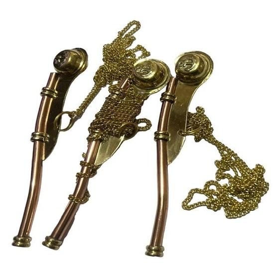 

Набор из 3 латунных боцманских свистков на цепочках - Морские боцманские призывы для любителей морского дела