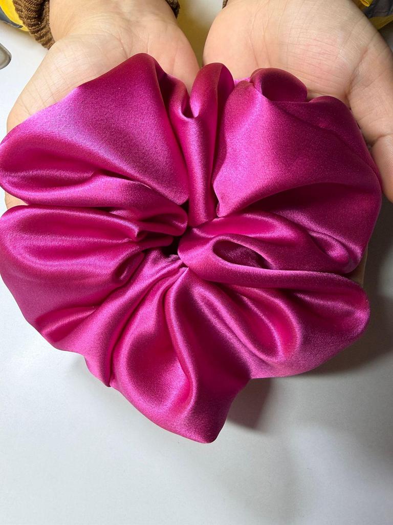 7cm Large Mulberry Silk Scrunchies - Luxury Hair Ties & Accessories
